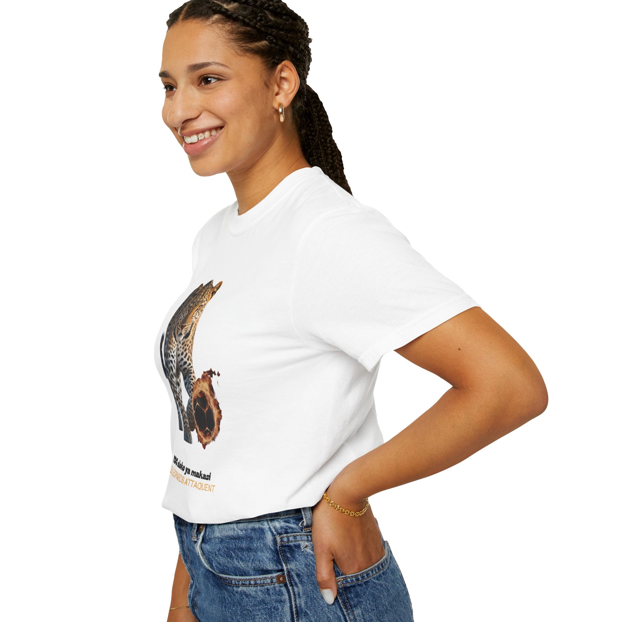The Leopards Attack Graphic T-Shirt 'Les léopards attaquent' Wildlife Sports Fan Tee